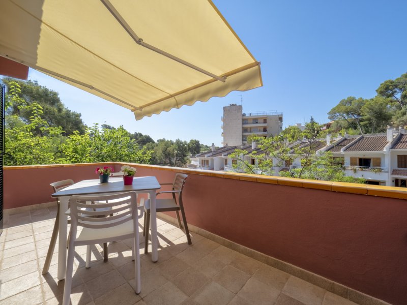 Apartamentos Bellatrix, Apartamentos en la playa en Portals Nous