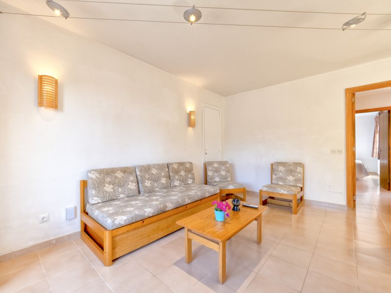 Apartamentos Bellatrix, Apartamentos en la playa en Portals Nous