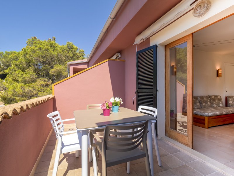 Apartamentos Bellatrix, Apartamentos en la playa en Portals Nous