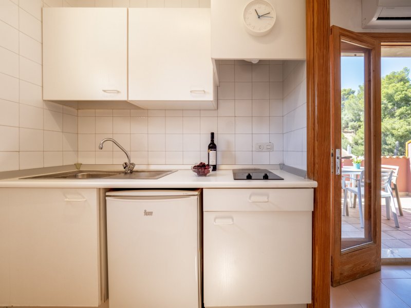 Apartamentos Bellatrix, Apartamentos en la playa en Portals Nous