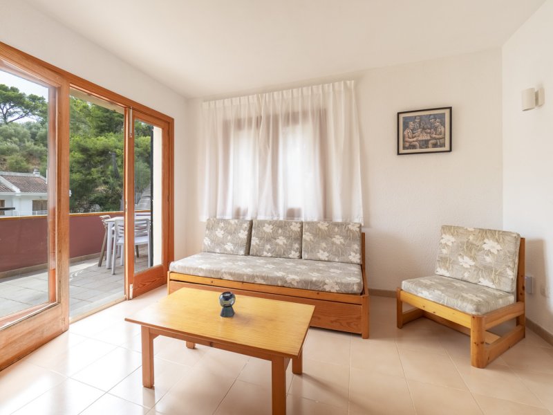 Apartamentos Bellatrix, Apartamentos en la playa en Portals Nous